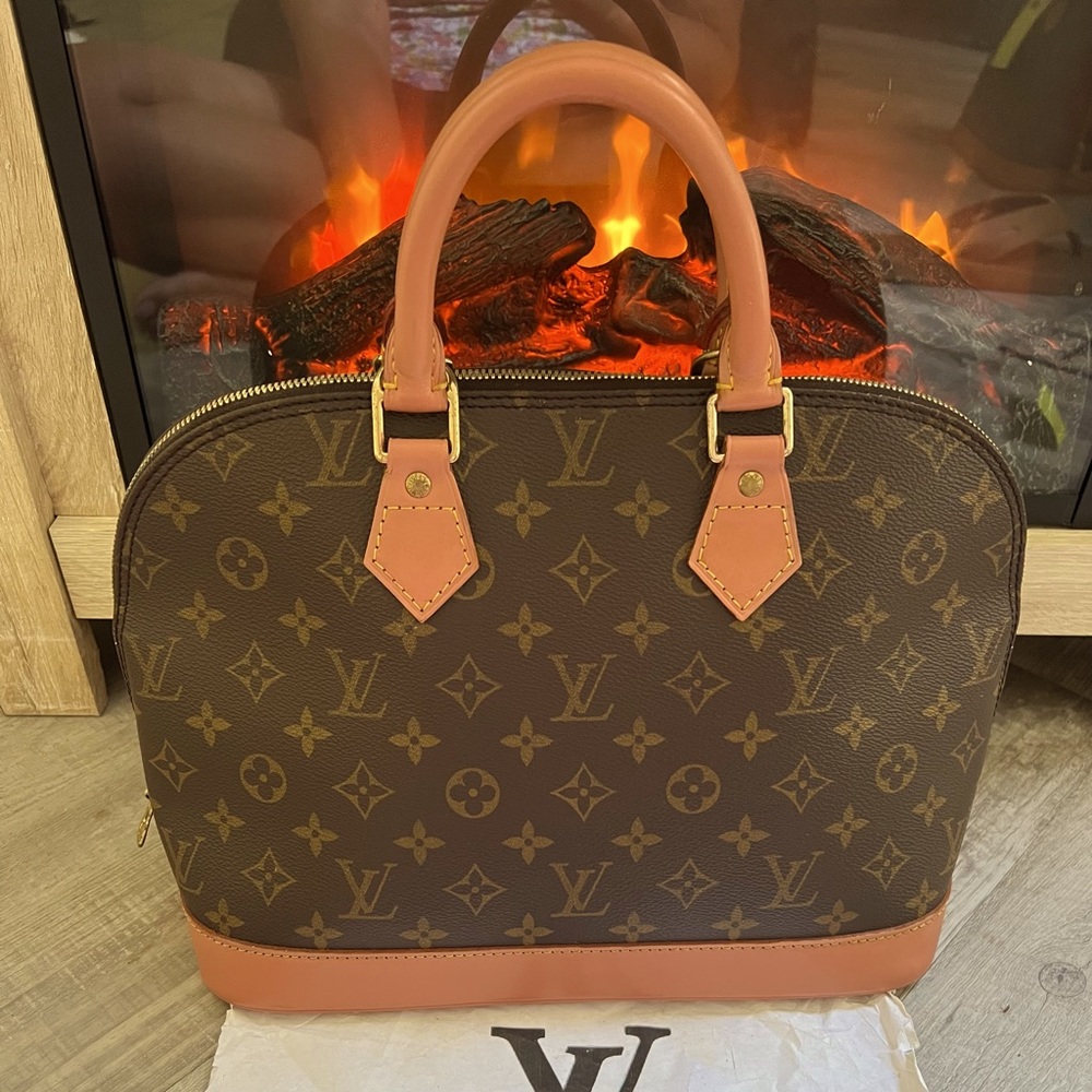 Authentic Louis Vuitton Alma PM tote bag handbag purse vintage pink vachetta